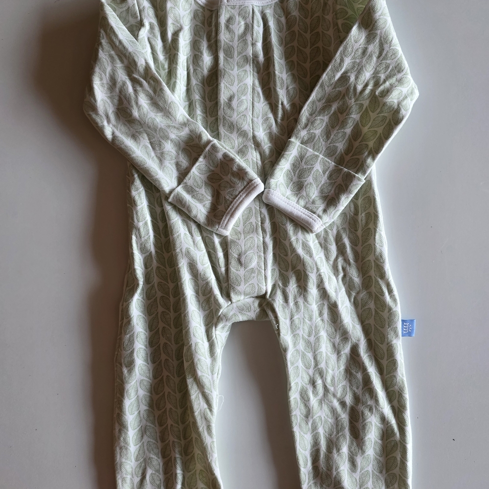 Magnetic Me Green Leaf Patterned Kids